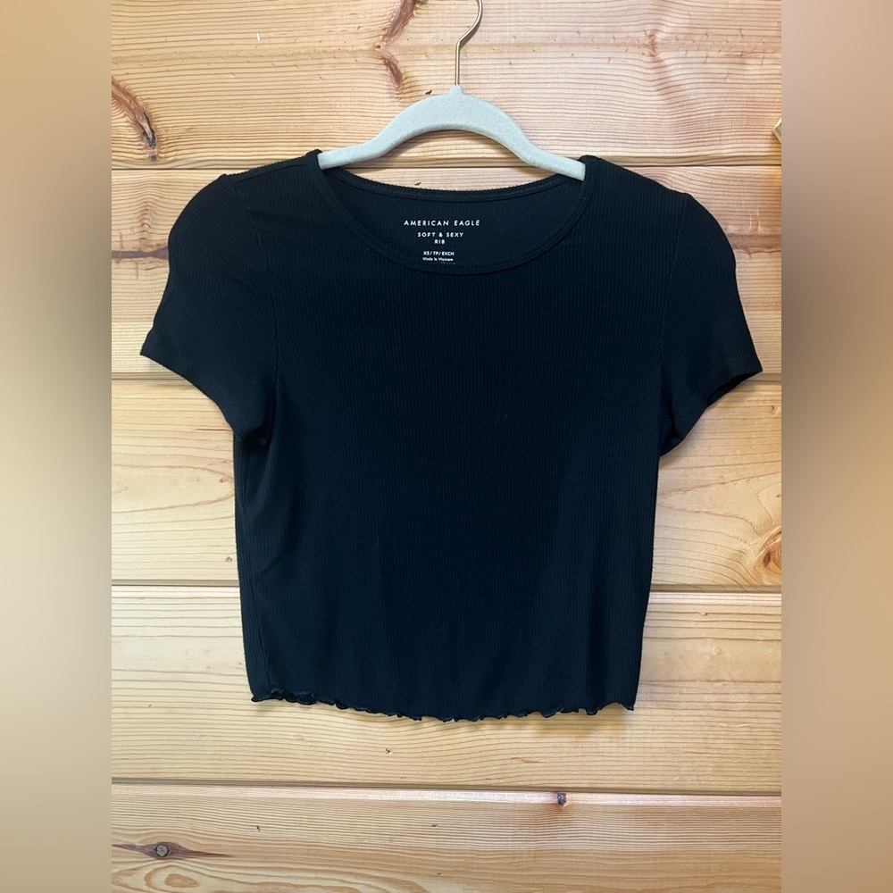 American Eagle Outfitters Black Ribbed Lettuce Edge Crop Top